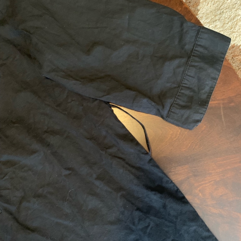 Button up - Picture 2 of 3